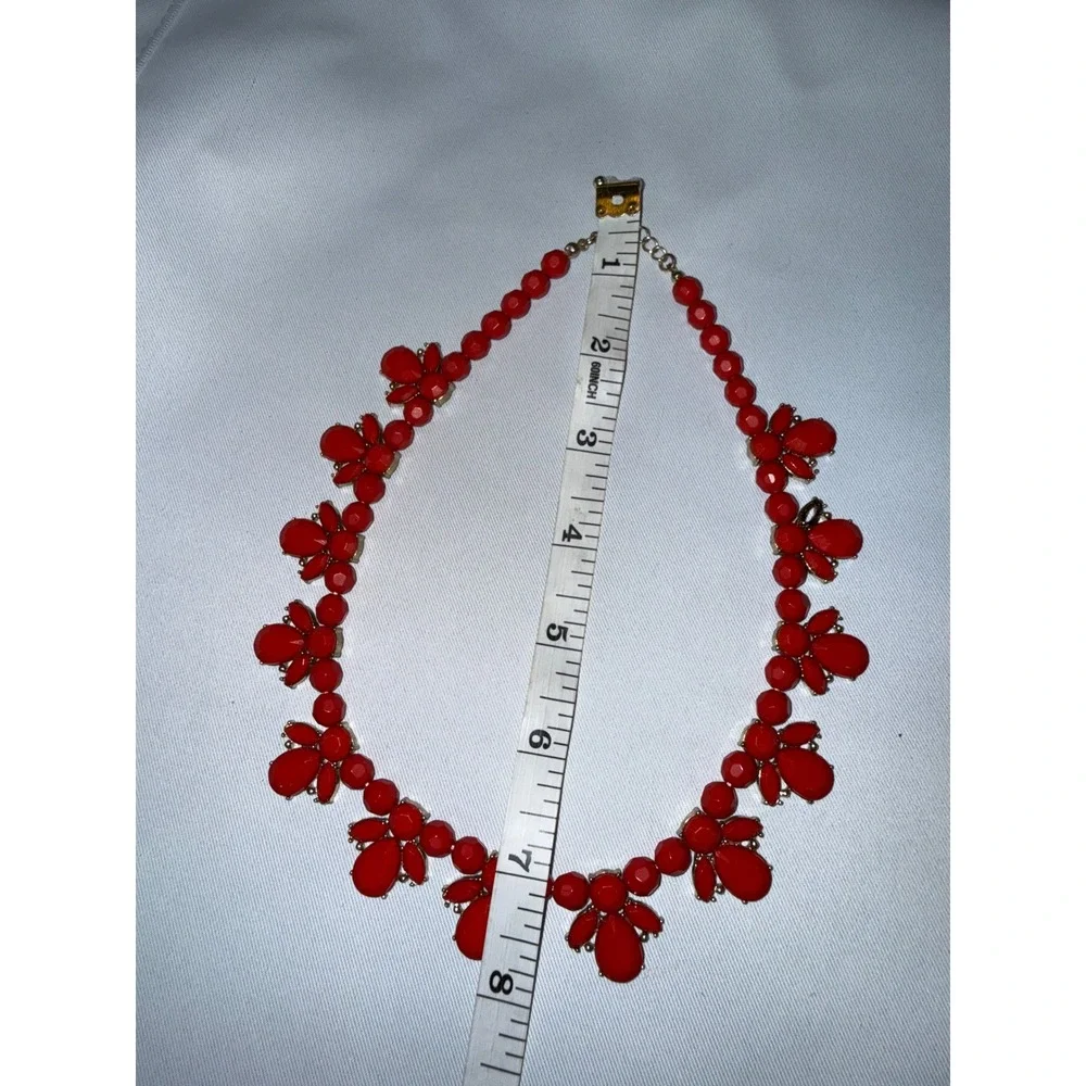 Red Floral Statement‎ Necklace Gold Tone Bib Resin Bead Cluster Adjustable 18in